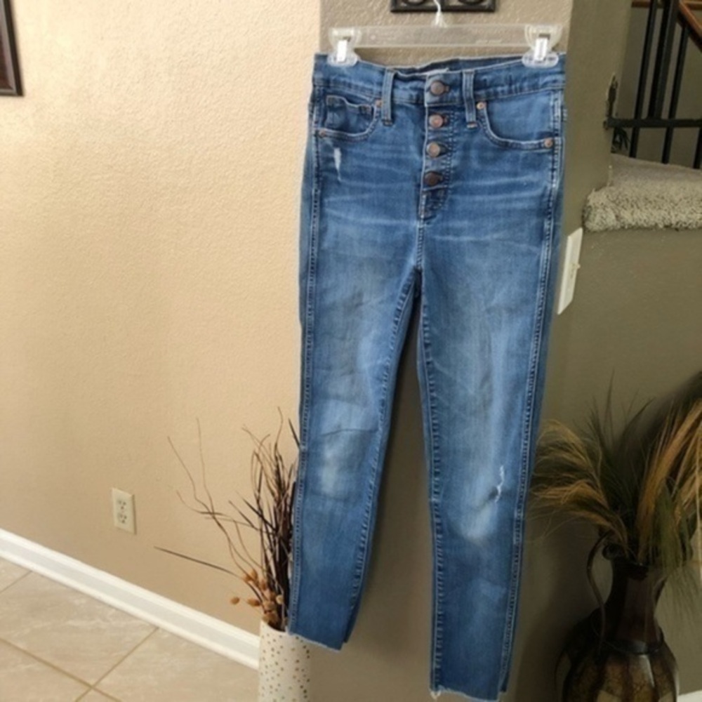 Madewell 10” High Rise Distressed Skinny Jeans Size 26 - Picture 1 of 7